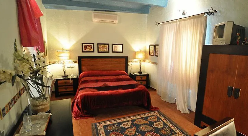 Hotel Utopia Benalup-Casas Viejas 4*,