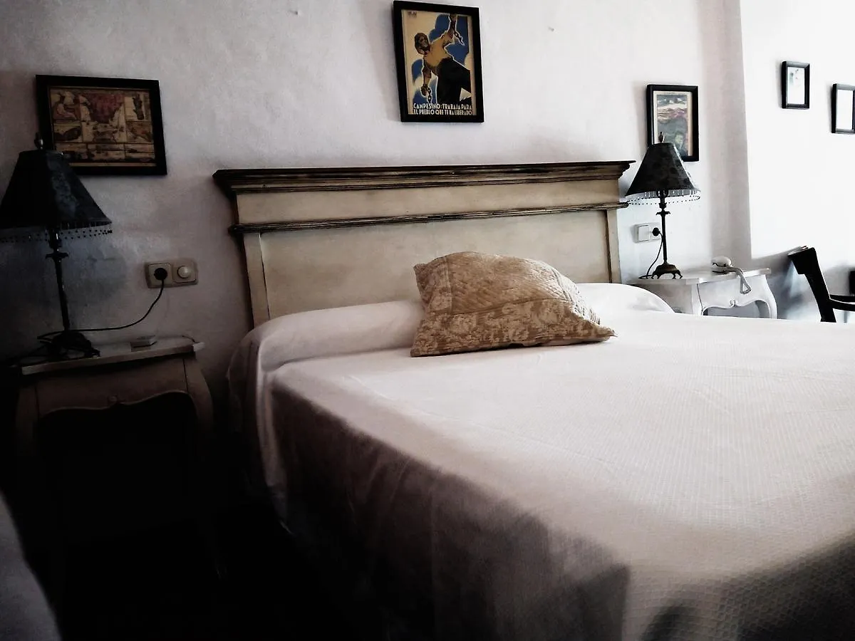 Hotel Utopia Benalup-Casas Viejas 4*,
