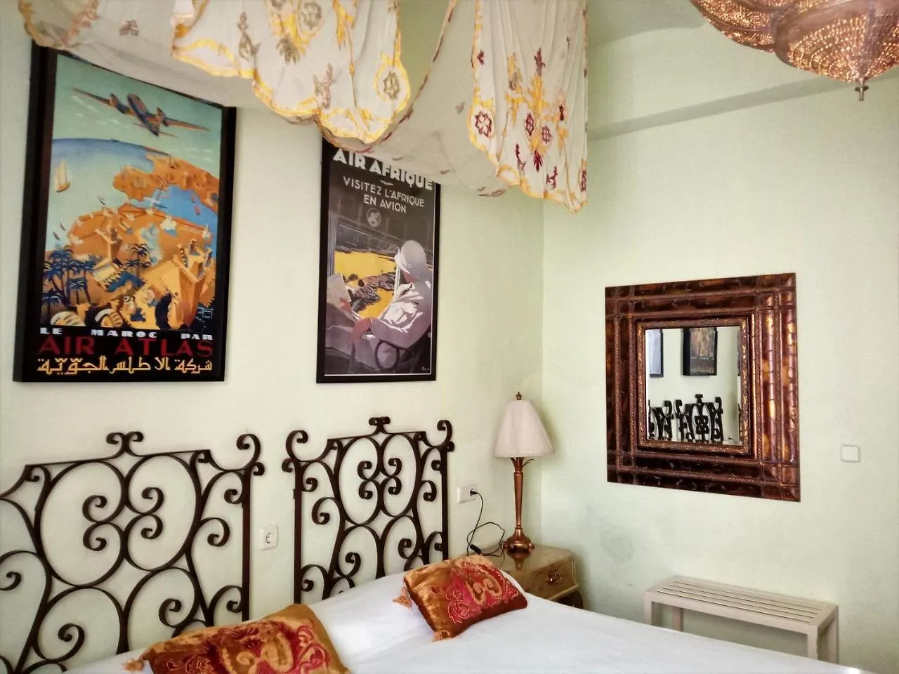 Hotel Utopia Benalup-Casas Viejas 4*,  Spain